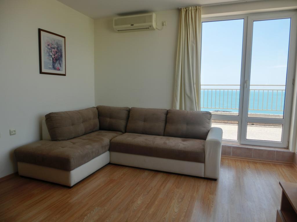 Panoramic Sea View Apartment Crown, Pools And Beach, Sveti Vlas Luaran gambar