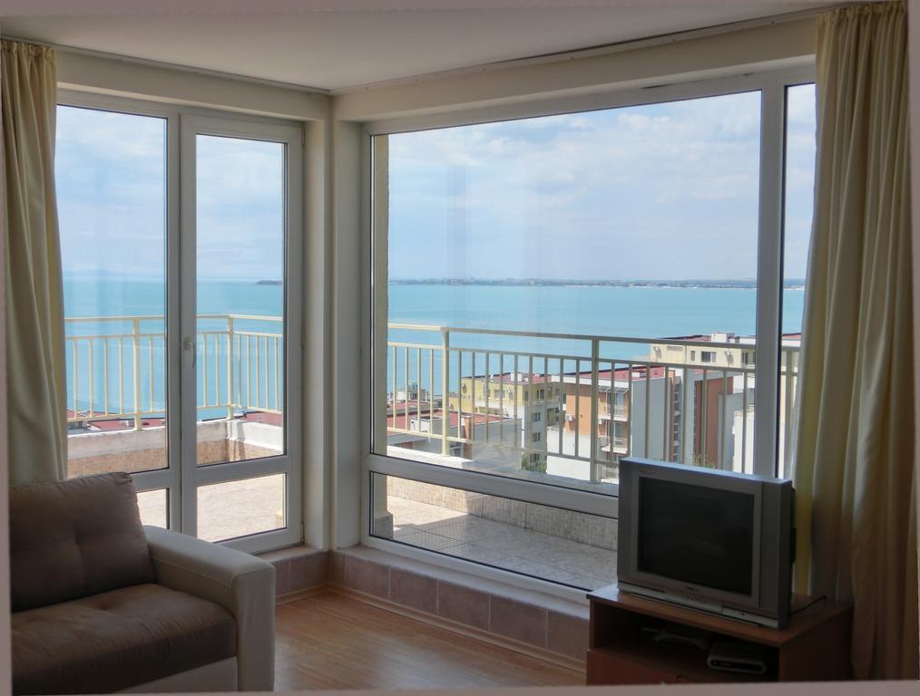 Panoramic Sea View Apartment Crown, Pools And Beach, Sveti Vlas Luaran gambar